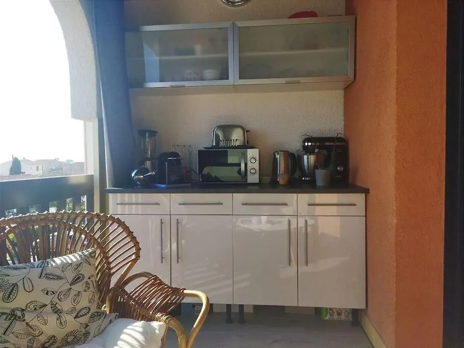 Appartement 2 Pieces La Londe-les-Maures Apartment